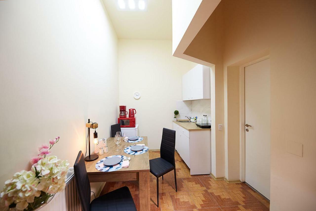 Standard Apartments Bucureşti Eksteriør bilde